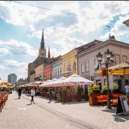 Top Center Apartment Novi Sad Exterior photo