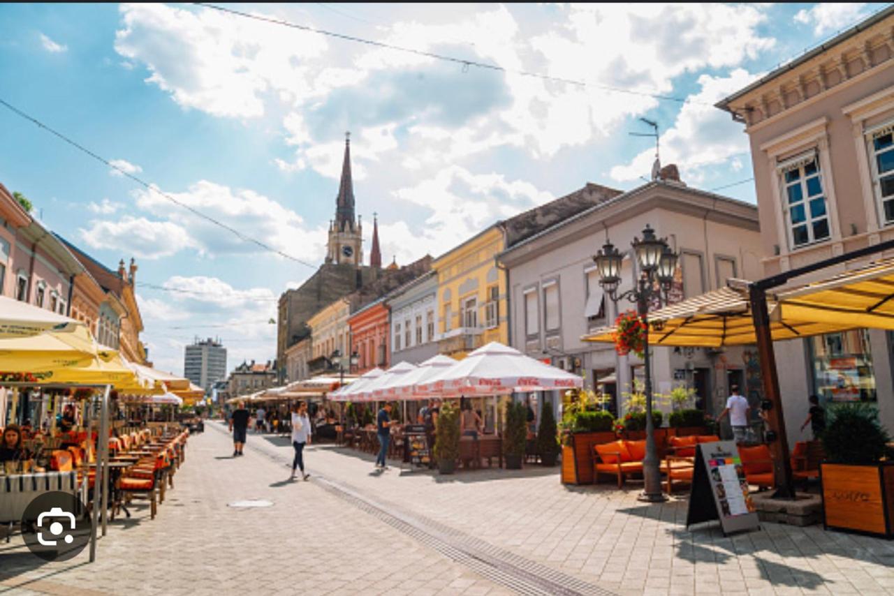 Top Center Apartment Novi Sad Exterior photo